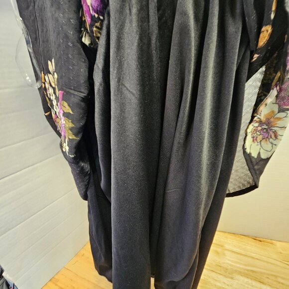 NWT Speechless Dress, Size Small, Black Floral Pattern - Picture 9 of 9